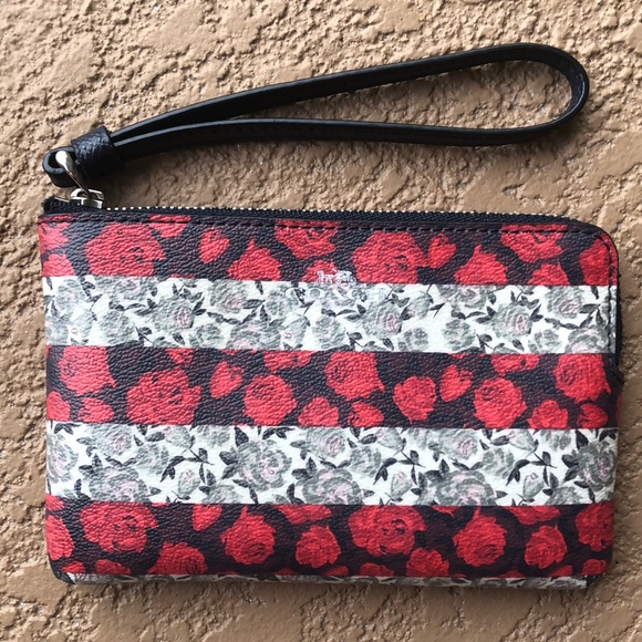 Coach Rose Queen Corner Zip Wristlet NWT - Picture 3 of 8